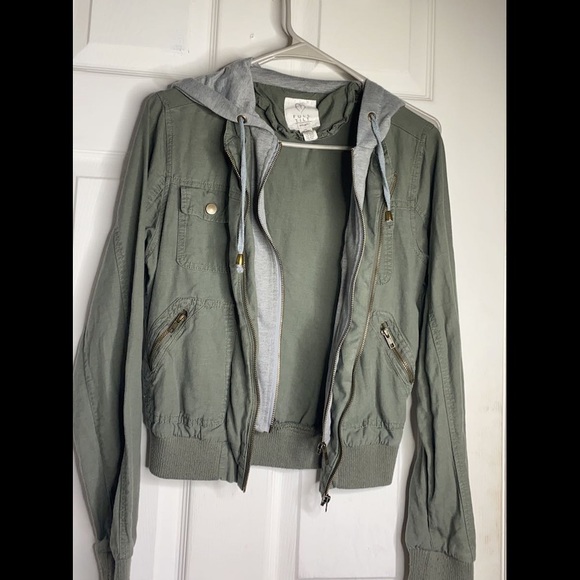 Jacket - Picture 1 of 1